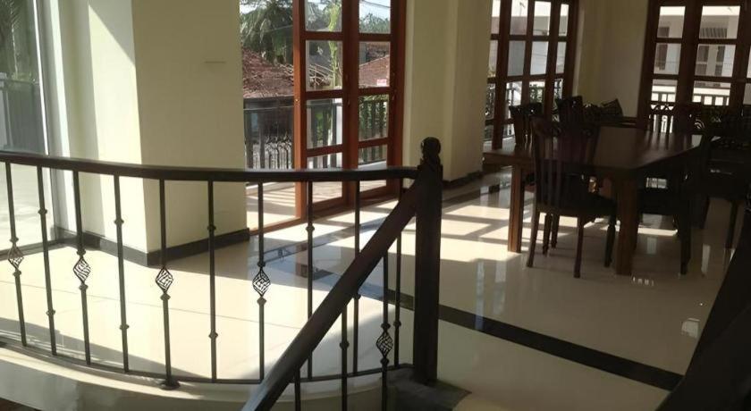 Araliya Blue Beach View Hotel Kudapaduwa Екстер'єр фото